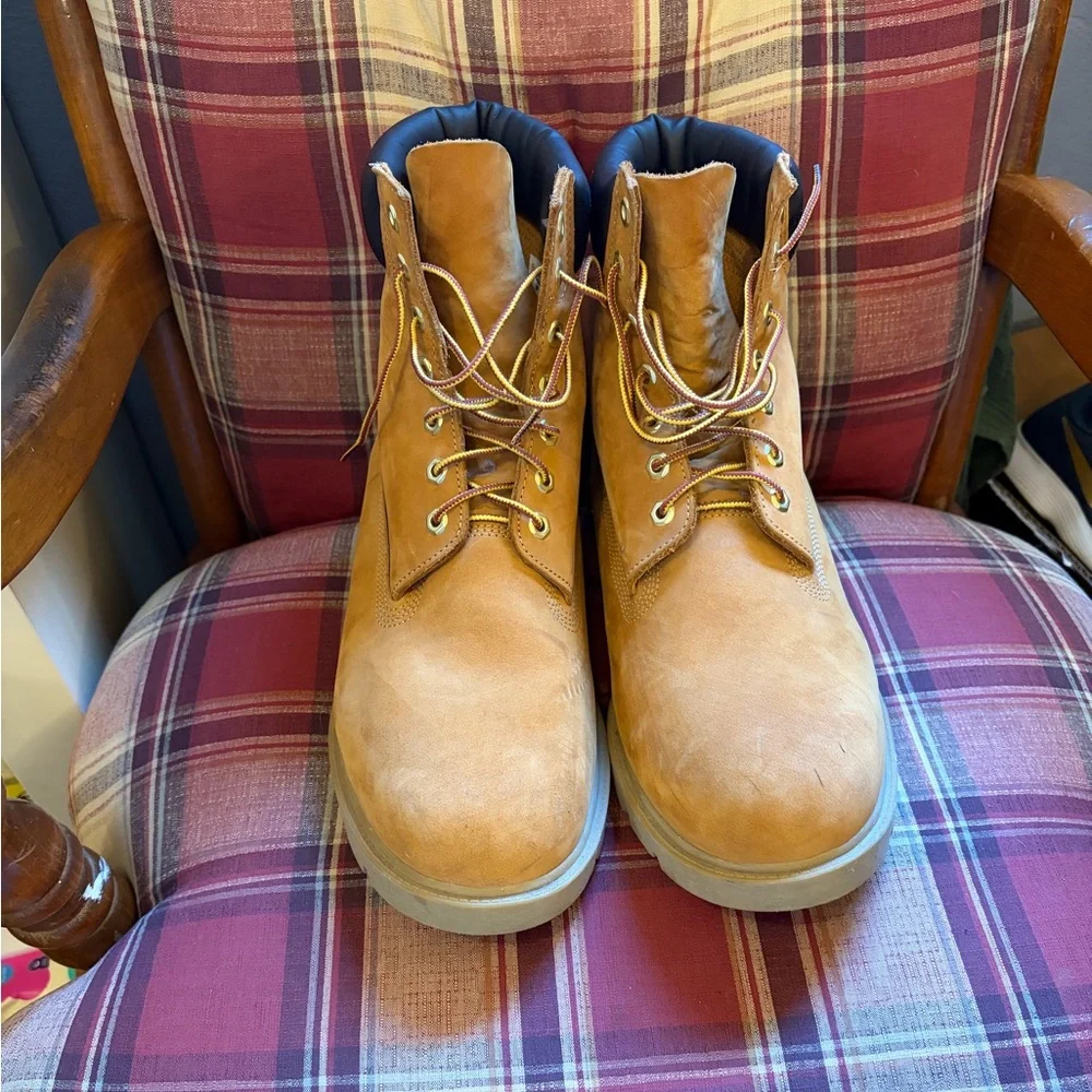 Timberland Men's Tan Lace-Up Boots - Picture 1 of 6
